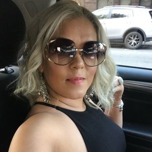 Meet your Posher, Marilyn